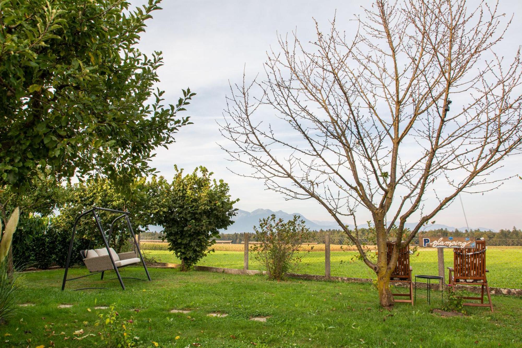 Glamping With A View Villa Smlednik Luaran gambar