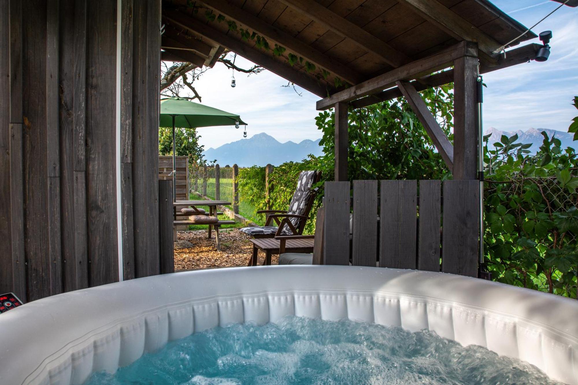 Glamping With A View Villa Smlednik Luaran gambar